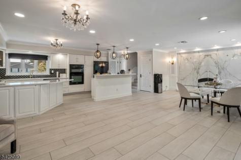 28 Glenroy Road Fairfield NJ 07004