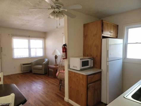 371 Lake Shore South Montague NJ 07827