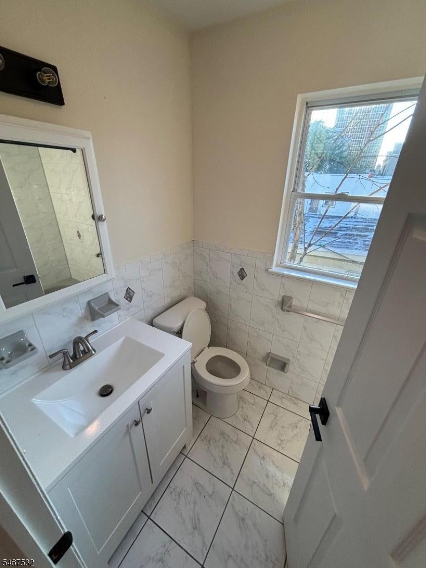 80 Walnut Street Newark NJ 07102