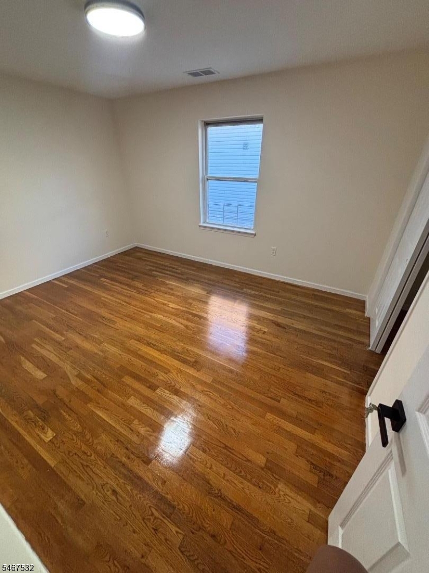 80 Walnut Street Newark NJ 07102