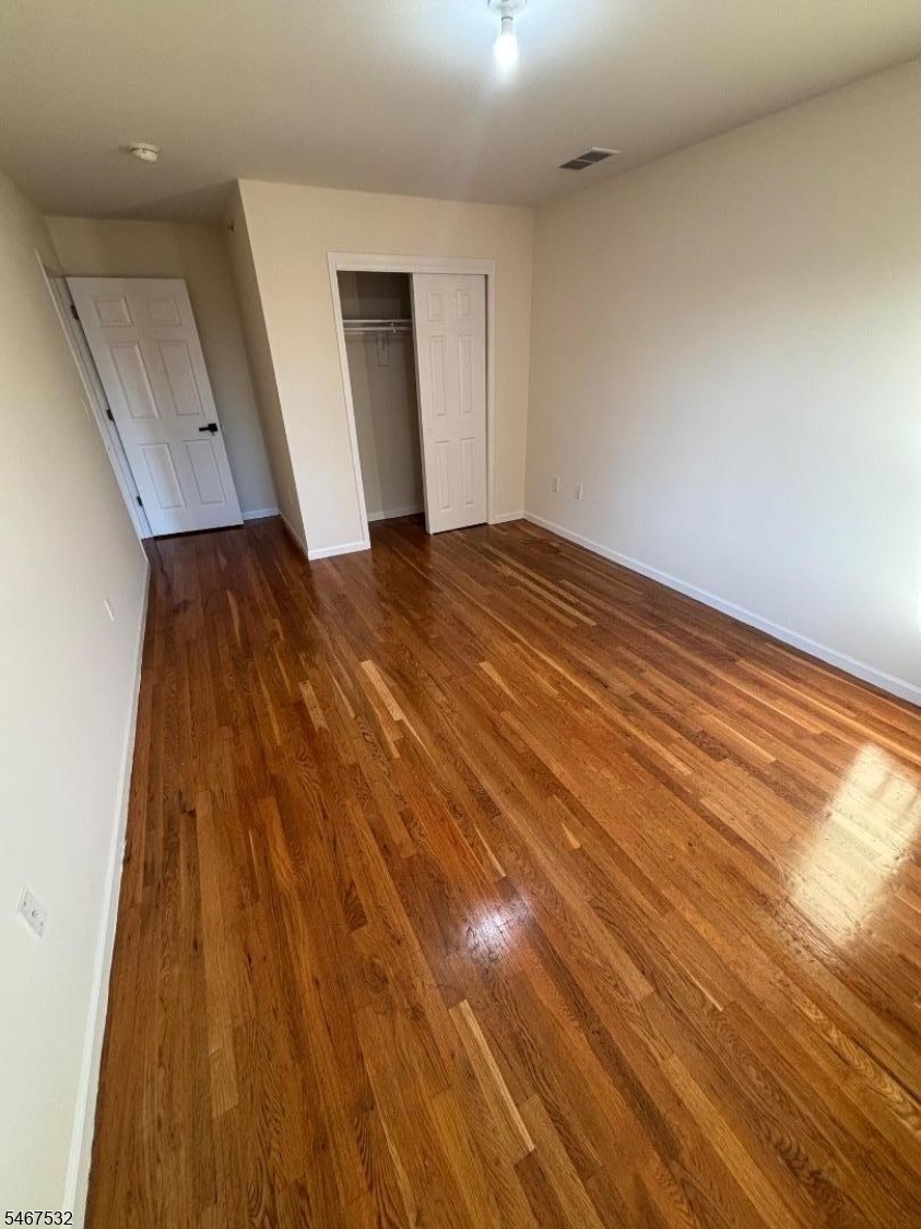 80 Walnut Street Newark NJ 07102