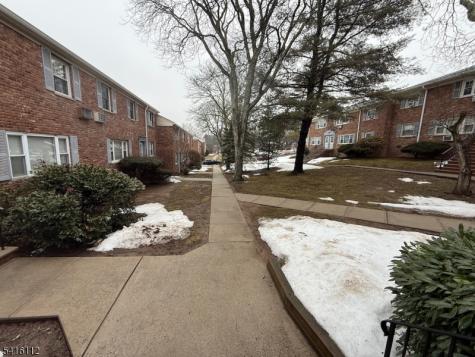 2 Wedgewood Drive Verona NJ 07044