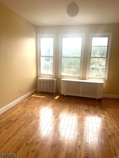 873 Chancellor Avenue Irvington NJ 07111