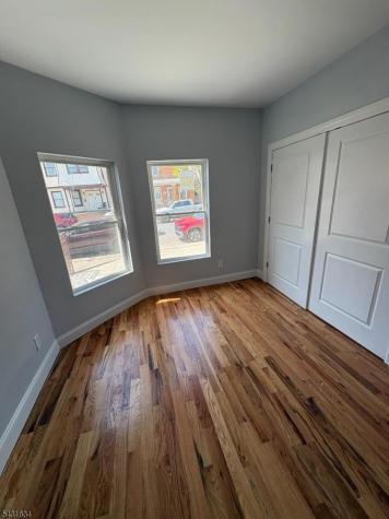 479 N 6th Street Newark NJ 07107
