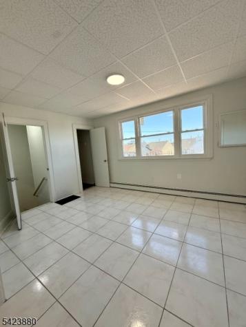 123 Clark Place Elizabeth NJ 07206