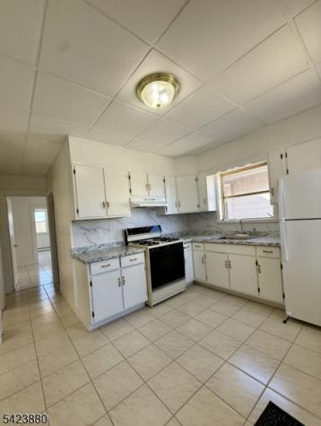 123 Clark Place Elizabeth NJ 07206