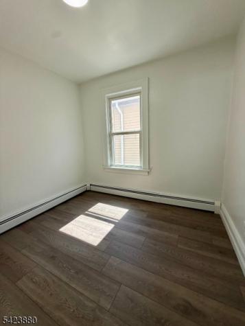 123 Clark Place Elizabeth NJ 07206