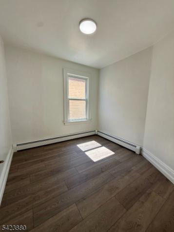 123 Clark Place Elizabeth NJ 07206