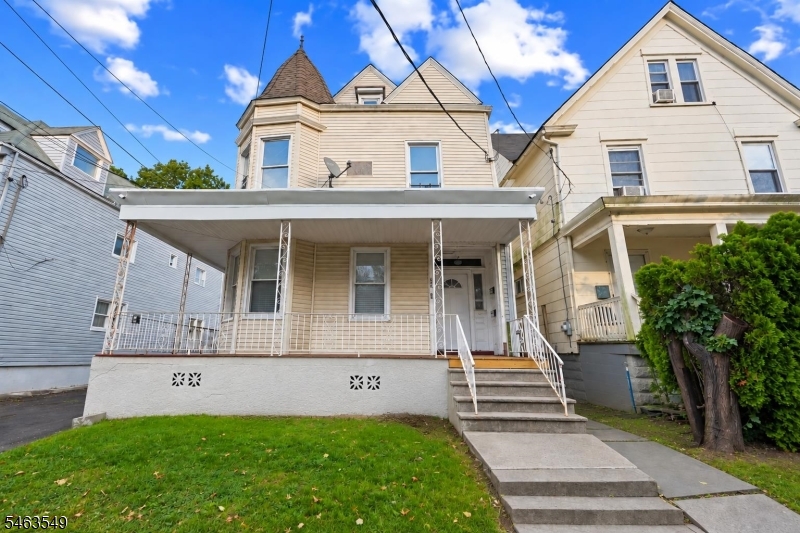 196 Smith Street Newark NJ 07106