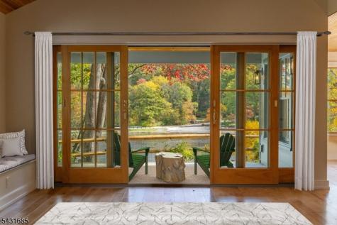 232 W Shore Drive Hardyston NJ 07460