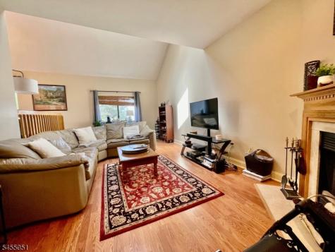 2 Hawthorne Place Bernards NJ 07920