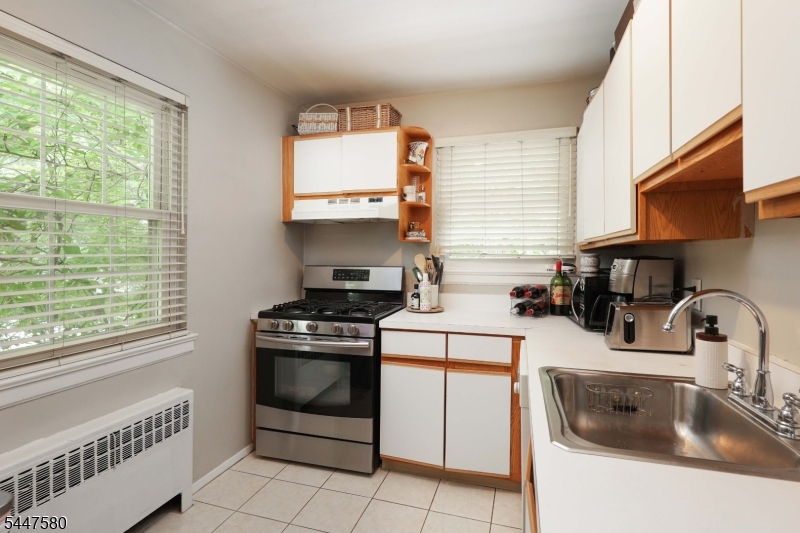 46 F Parkway Village Cranford NJ 07016