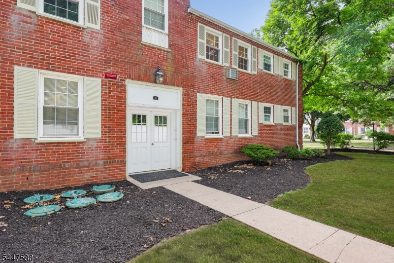 46 F Parkway Village Cranford NJ 07016