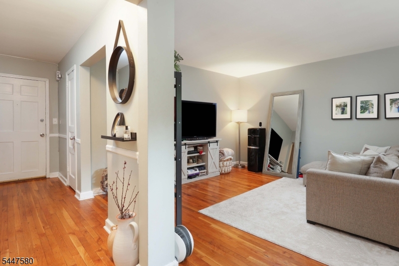 46 F Parkway Village Cranford NJ 07016