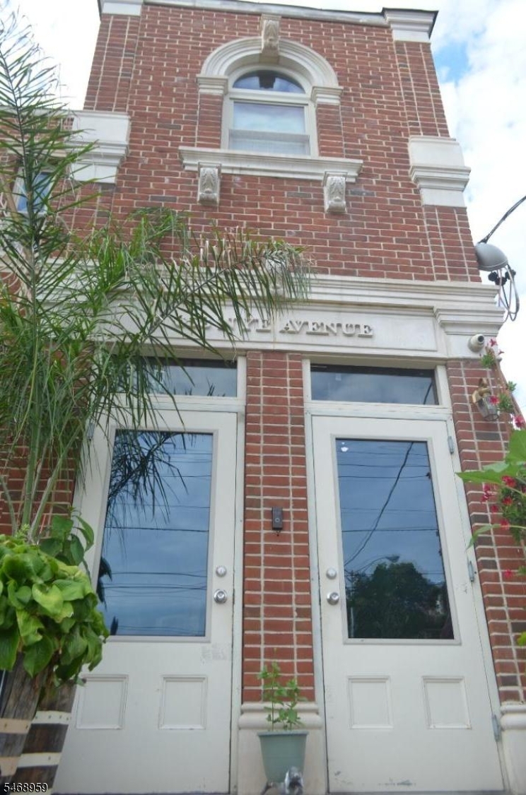 653 Nye Avenue Irvington NJ 07111