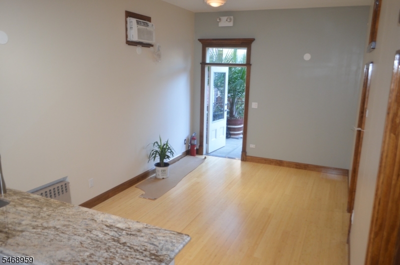 653 Nye Avenue Irvington NJ 07111