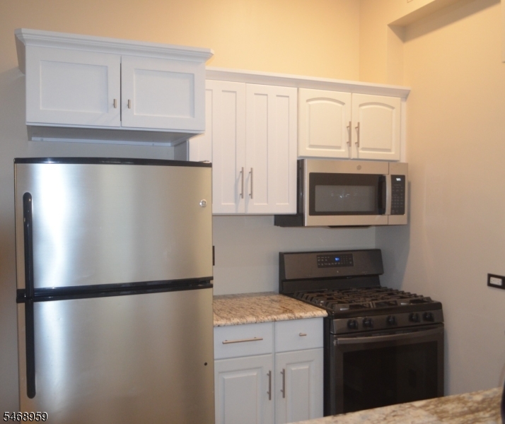 653 Nye Avenue Irvington NJ 07111
