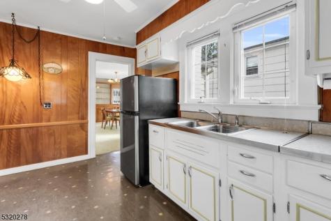 9 Brookside Avenue Bernards NJ 07920