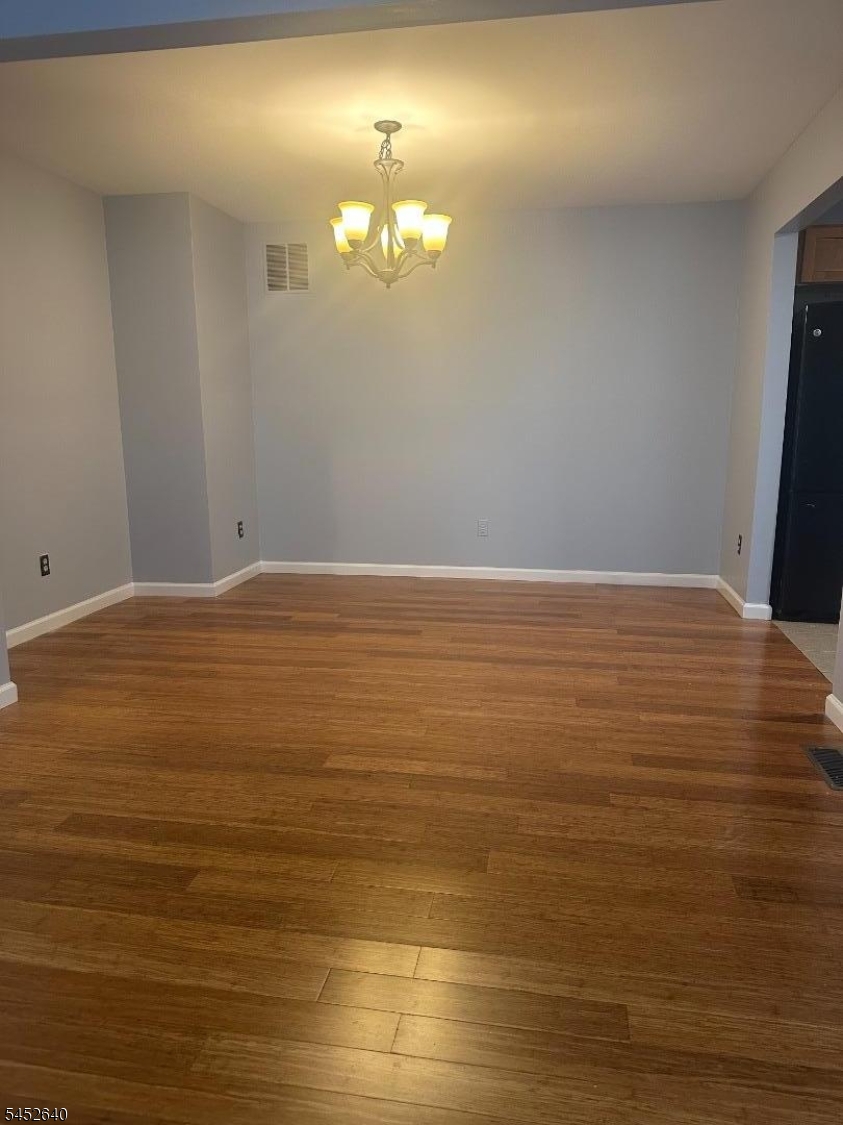 24 Falls Bridge Drive Totowa NJ 07512