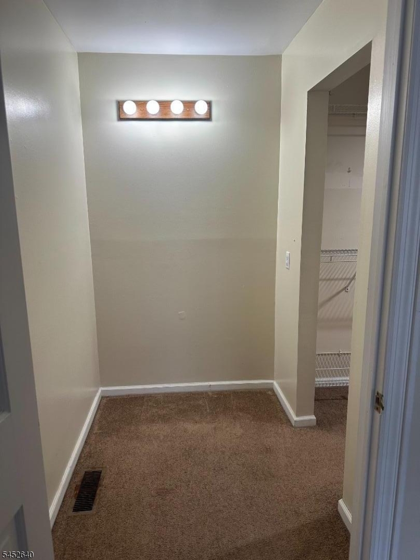 24 Falls Bridge Drive Totowa NJ 07512