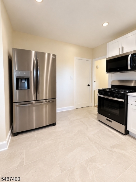 696 Clinton Avenue Newark NJ 07108