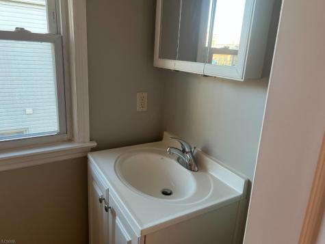 104 W High St Fl 2 Somerville NJ 08876