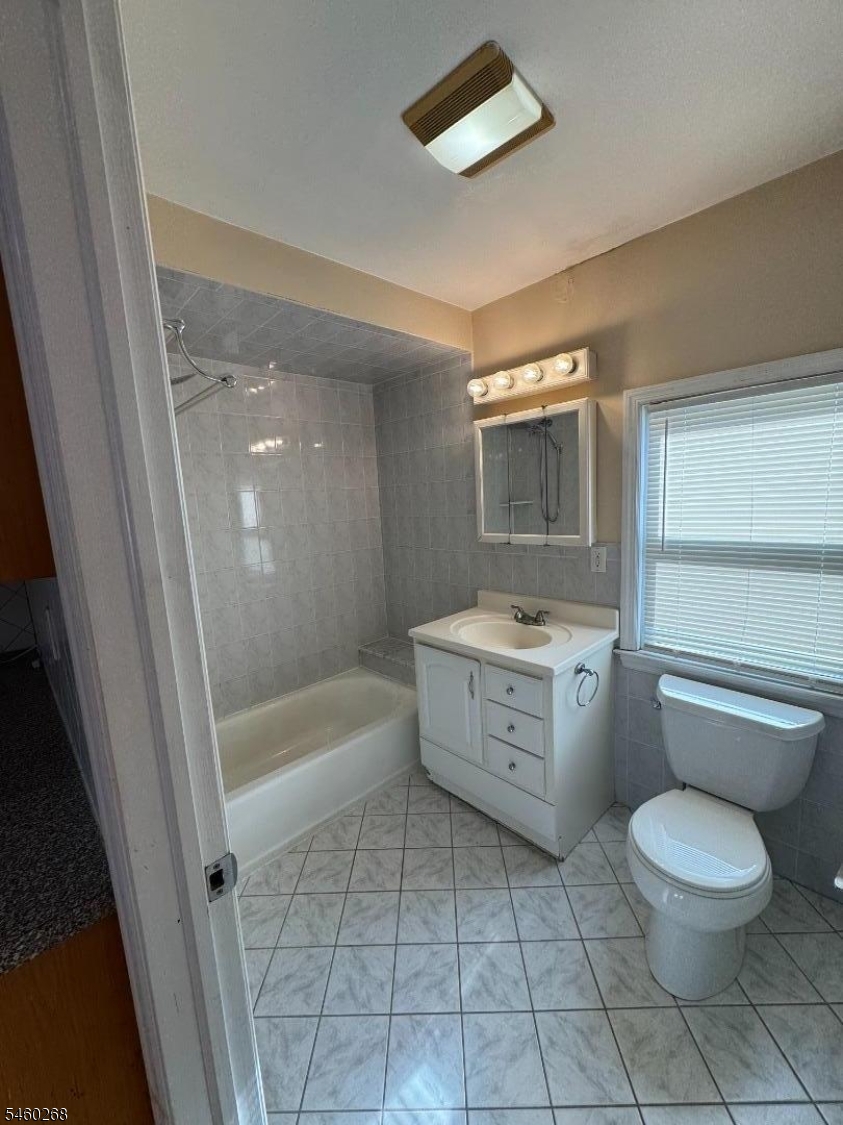 2059 Tyler Street Union NJ 07083