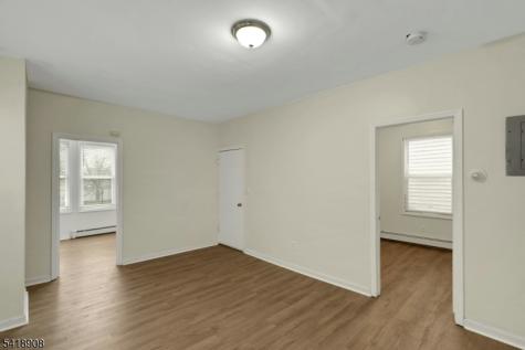 496 21ST St, Apt 2 Irvington NJ 07111