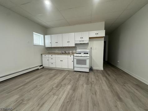 52 Stuyvesant Avenue Lyndhurst NJ 07071