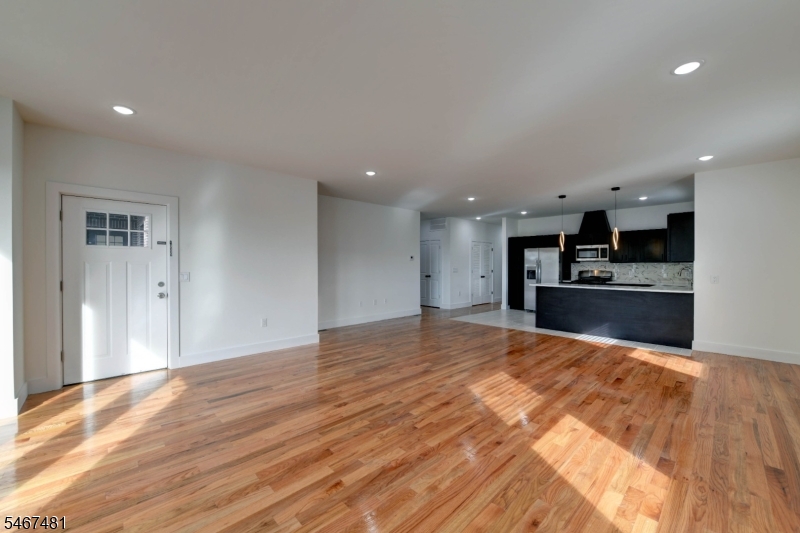 2 Cleveland Street Belleville NJ 07109