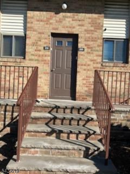 212 N Oaks Boulevard North Brunswick NJ 08902
