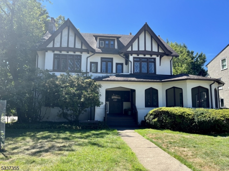 166 Gordonhurst Avenue Montclair NJ 07043