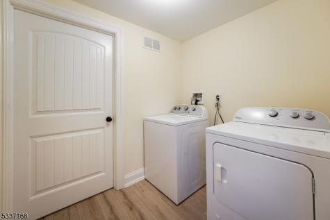 51 Summit Avenue Chatham NJ 07928