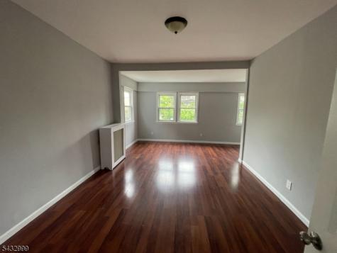 8 Treacy Avenue Newark NJ 07108