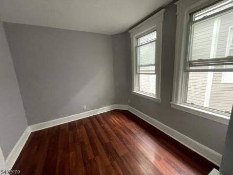 8 Treacy Avenue Newark NJ 07108