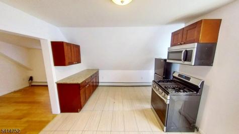 316 Summer Avenue Newark NJ 07104