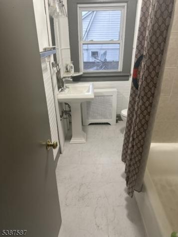 191 Hollywood Avenue Irvington NJ 07111