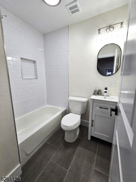 13 Edwin Place Newark NJ 07112