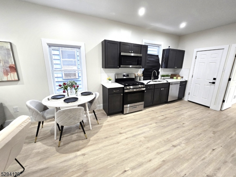 13 Edwin Place Newark NJ 07112