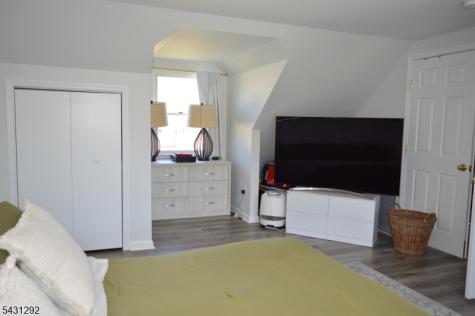 79 Hawkins Avenue Parsippany-troy Hills NJ 07054