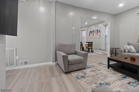 72 Seymour Avenue Newark NJ 07108