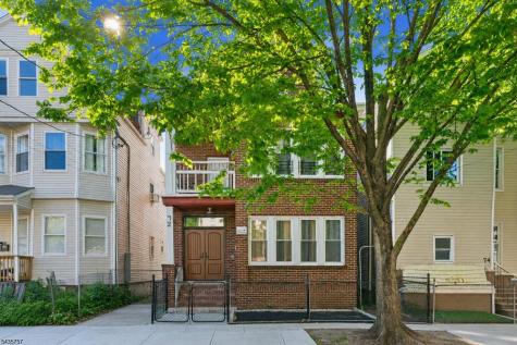 72 Seymour Avenue Newark NJ 07108