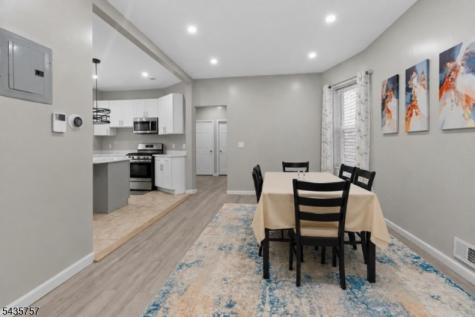 72 Seymour Avenue Newark NJ 07108