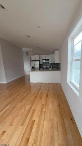 10 Shaw Avenue Newark NJ 07112