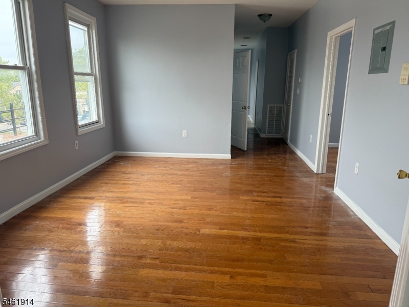 131 Ridgewood Avenue Newark NJ 07108