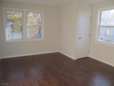 281 S Washington Avenue Dunellen NJ 08812