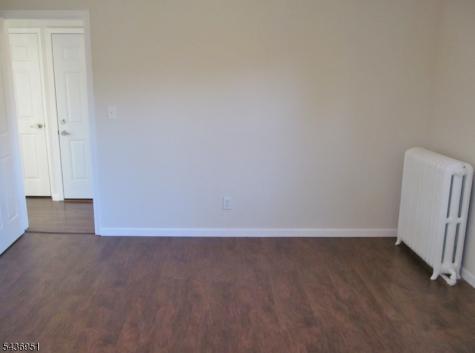 281 S Washington Avenue Dunellen NJ 08812