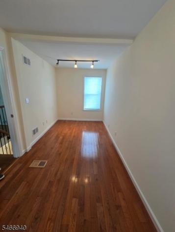 24 Sidney Avenue Rutherford NJ 07070
