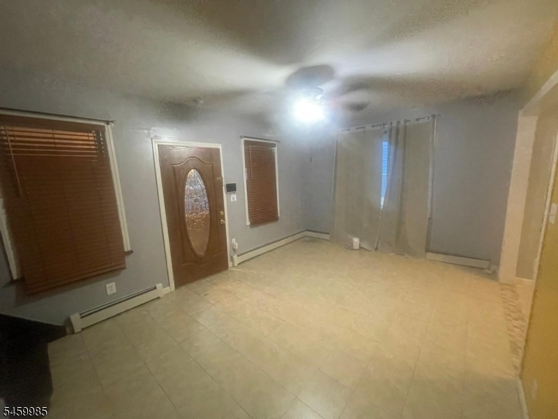 11 Welland Avenue Irvington NJ 07111