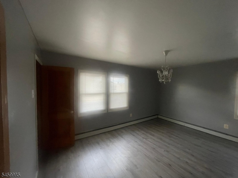 11 Welland Avenue Irvington NJ 07111